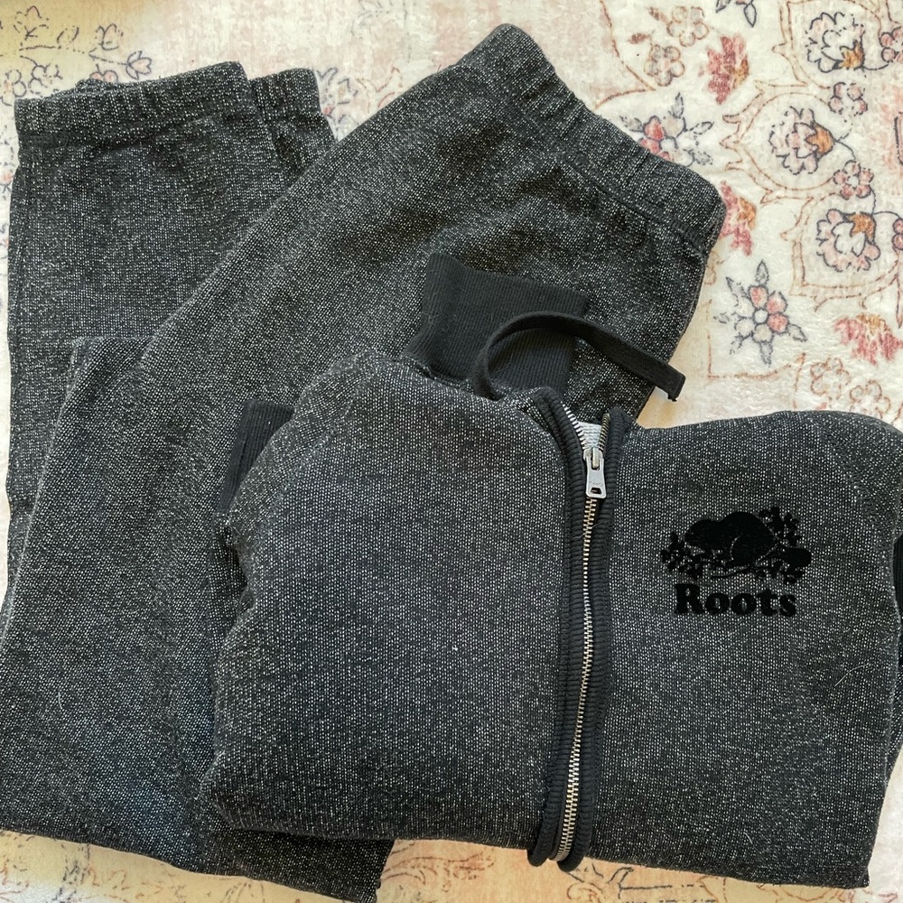 Roots Canada Set Sweatpants Hoodie size Small